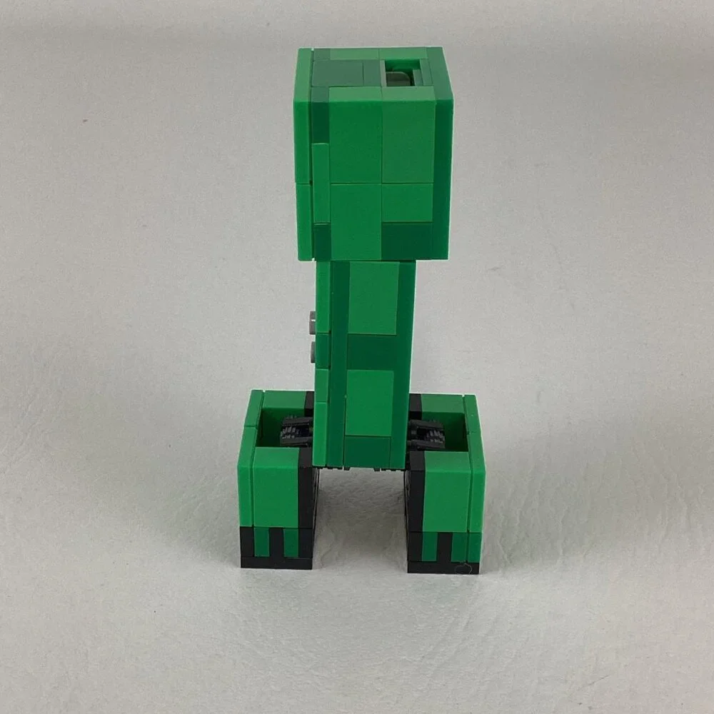Lego Minecraft The Creeper Figure 4